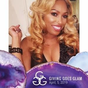 Meet your Posher, Fatima